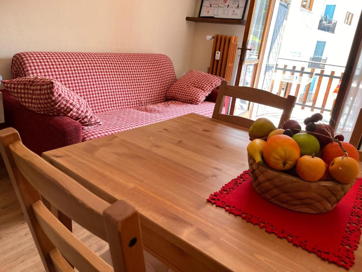 Il Piccolo Rifugio - Casa Valtournenche Apartment Luaran gambar